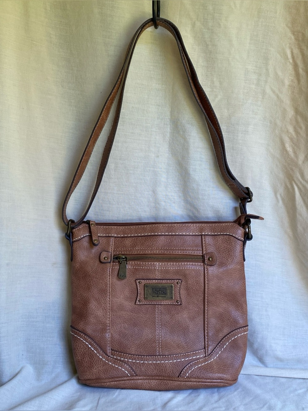 B.O.C Born Concept Crossbody/Shoulder Bag Pebbled Brown Faux Leather Power Bank